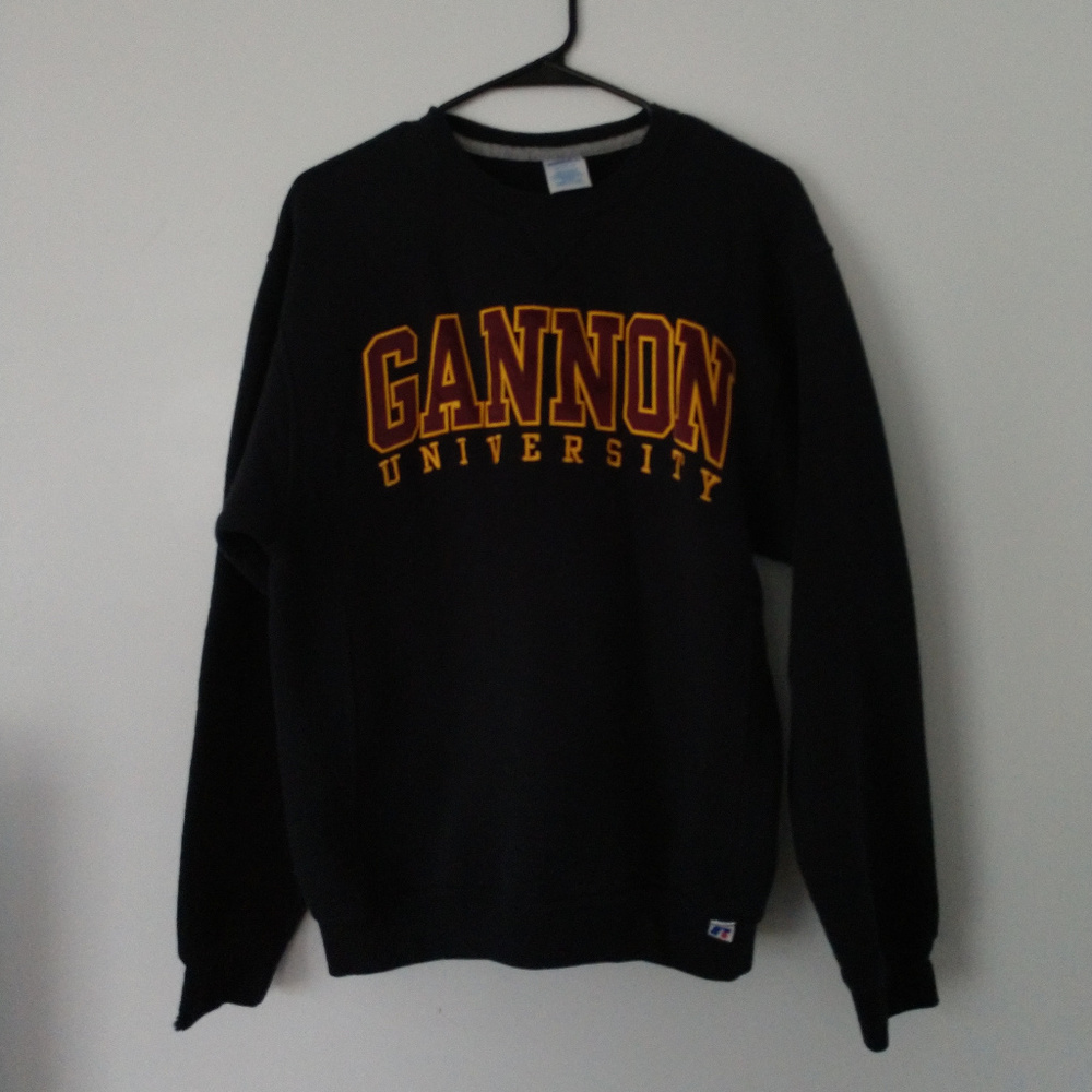 Gannon University Embroidered College Sweatshirt M